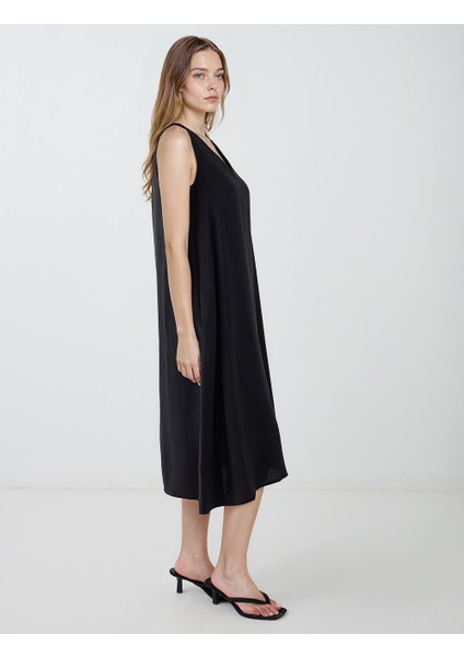 Siyah V Yaka Bol Kesim Dokuma Elbise modelleri