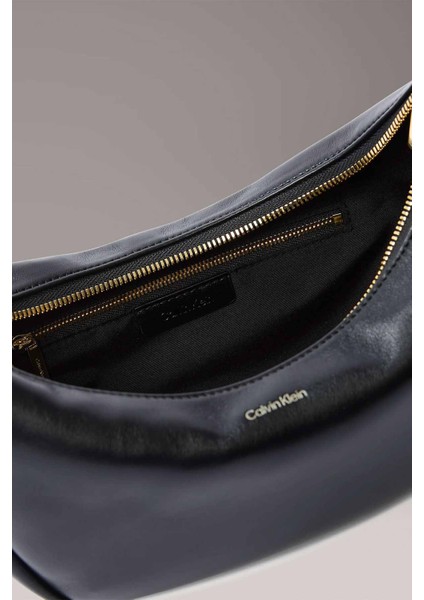 Kadın Pinched Soft Crescent Sm Omuz Çantası - Siyah