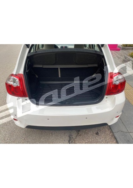 2011 Toyota Auris Hb 3D Kauçuk Bagaj Havuzu