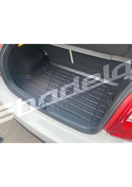 2011 Toyota Auris Hb 3D Kauçuk Bagaj Havuzu