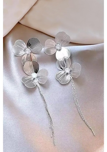 Püsküllü Çiçek Küpe fiyatları