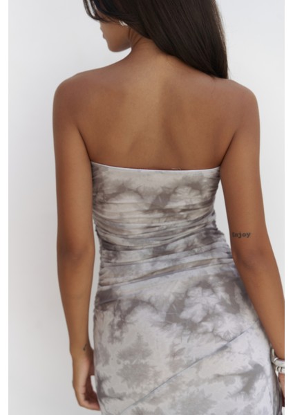 Stracnaha Drape Detaylı Gri Straplez Elbise