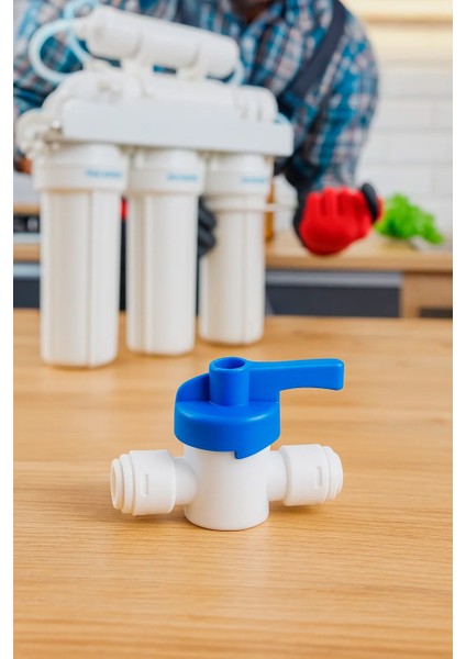 Su Arıtma Cihazı Küresel Ara Vana Plastik 6 mm Hortum Girişli