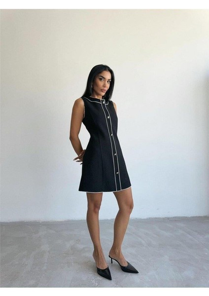 Chanel Kumaş Kısa Önden Düğmeli Elbise - Siyah