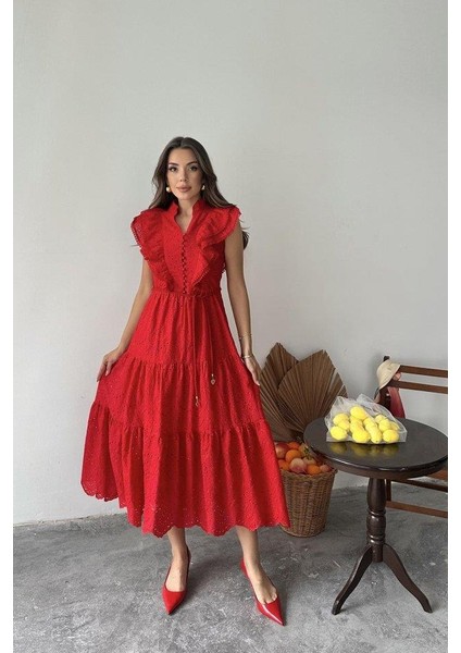 Kırmızı Fırfırlı Düğmeli Elbise fiyatları