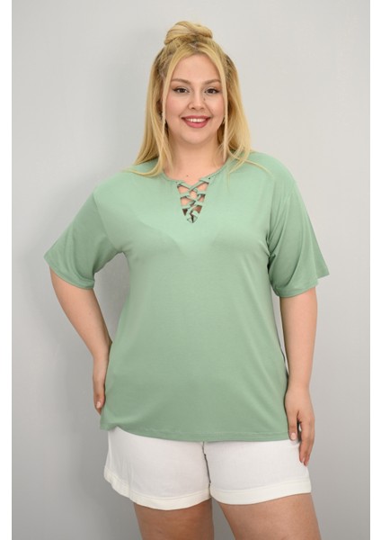 Kadın Büyük Beden Kısa Kollu Yakası Biye Detaylı Bluz 1970-25