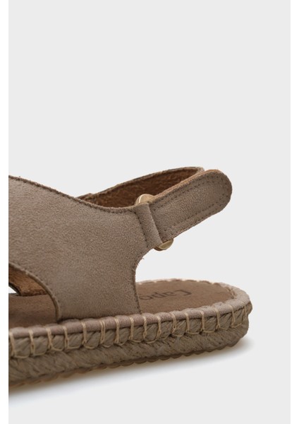Çapraz Bantlı Kadın Espadril Sandalet fırsatları