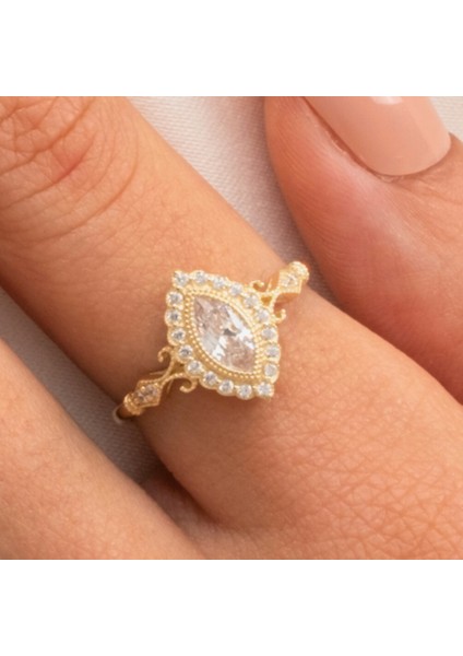 Carla 1.10 CT Mekik Pırlanta Montörü(Mekik)Taşlı Evlilik Teklifi Kadın 925 Ayar Gümüş Yüzük