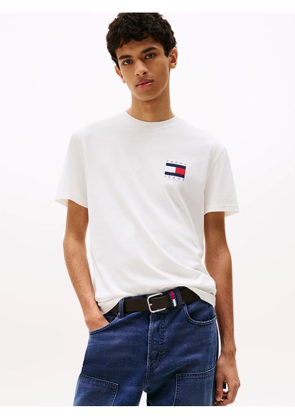 Tjm Reg Flag Graph Bckprnt T Ext Erkek Beyaz T-Shirt DM0DM21910YBL