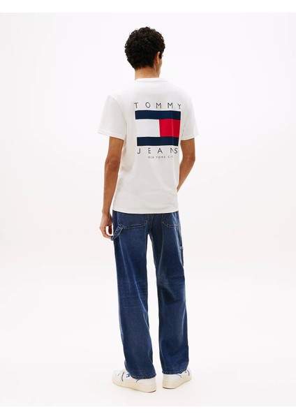 Tjm Reg Flag Graph Bckprnt T Ext Erkek Beyaz T-Shirt DM0DM21910YBL fiyatları