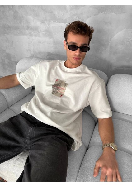 Erkek Ön ve Arka Baskılı Oversize Bisiklet Yaka T-Shirt - Beyaz fırsatları