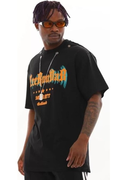 Unisex Oversize Kolye Dahil T-Shirt - Siyah modelleri