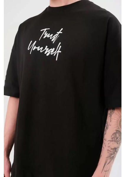 Unisex Bisiklet Yaka Baskılı Oversize T-Shirt - Siyah modelleri