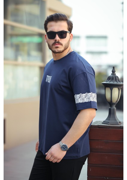 Lacivert Tribe Baskı Detaylı Sıfır Yaka Kısa Kollu Oversize Tişört- 2503 fiyatları