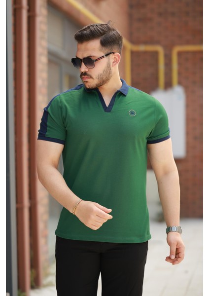 Haki Nakışlı V Polo Yaka Kısa Kollu TIŞÖRT-2524