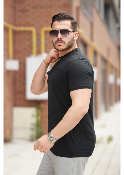 Siyah Parçalı Dikiş Detaylı Regular Fit Kısa Kollu Tişört -2523 fiyatları