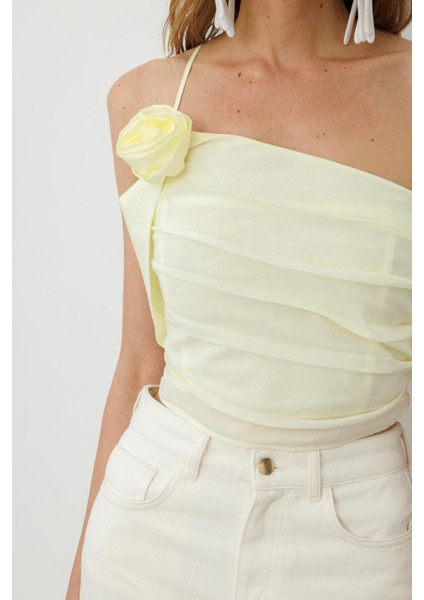 Sarı Gül Detaylı Asimetrik Tek Askılı Pamuklu Bluz fiyatları