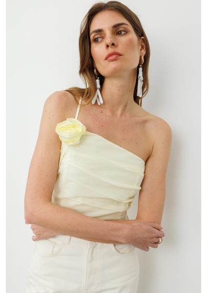 Sarı Gül Detaylı Asimetrik Tek Askılı Pamuklu Bluz modelleri