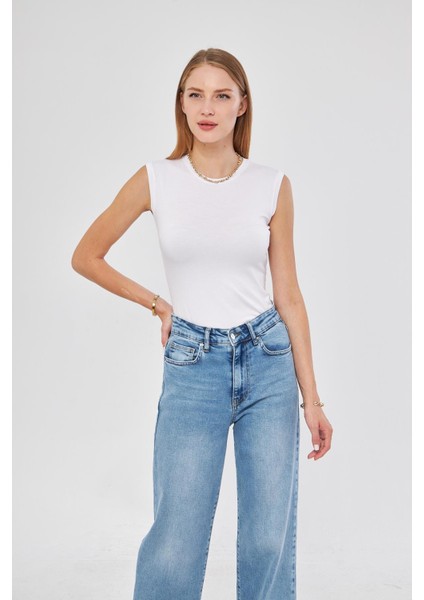 Kadın Siyah Beyaz 2 Li Kolsuz Body Bisiklet Yaka 2109 fırsatları