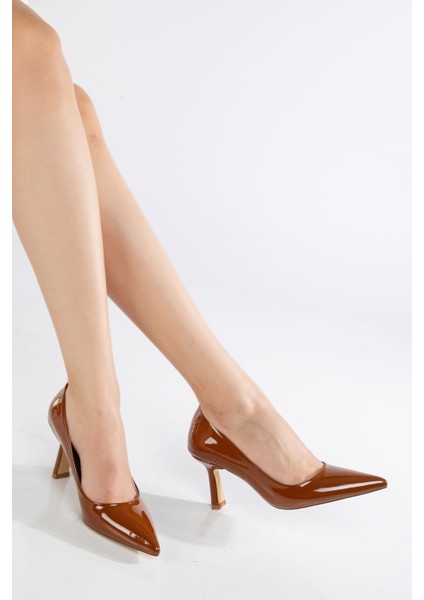 Kadın Sade ve Şık Topuklu Stiletto