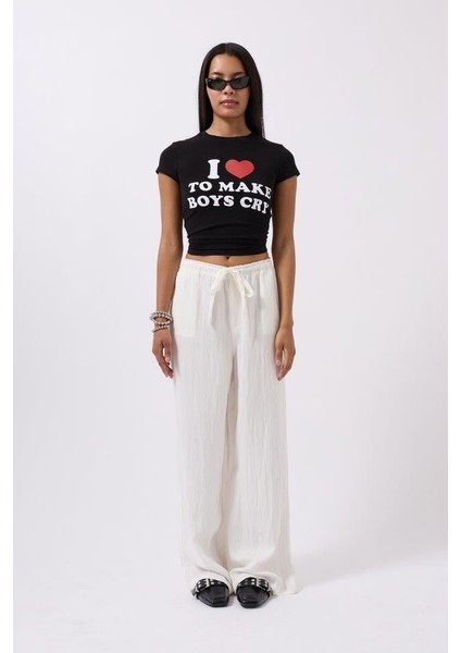 Nakış Detay Baskılı Crop T-Shirt