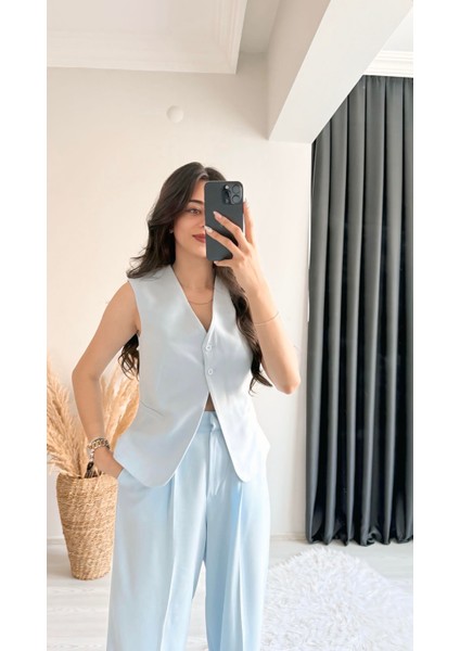 Beauty İki Düğmeli Mavi Keten Kumaş Yelek