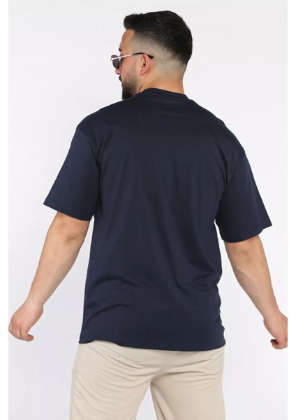 Erkek Yaka Baskılı Oversize Tişört P-00017399 modelleri