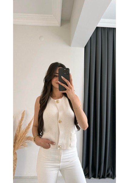 Freja Gold Düğmeli Triko Hırka Ekru fırsatları