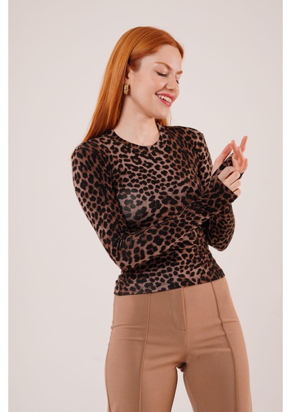 Leopar Desen Basic Bluz fırsatları