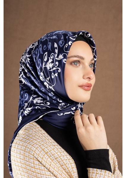 Varaklı Saten Eşarp Koleksiyonu Ebat 95 x 95 fırsatları