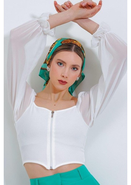 Beyaz Şifon Önü Fermuarlı Bluz 0496