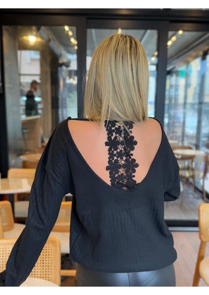 Kadın Uzun Kollu V Yakalı Pencere Sırt Dantel Detaylı Kalın Fitilli Kaşkorse Bluz fırsatları