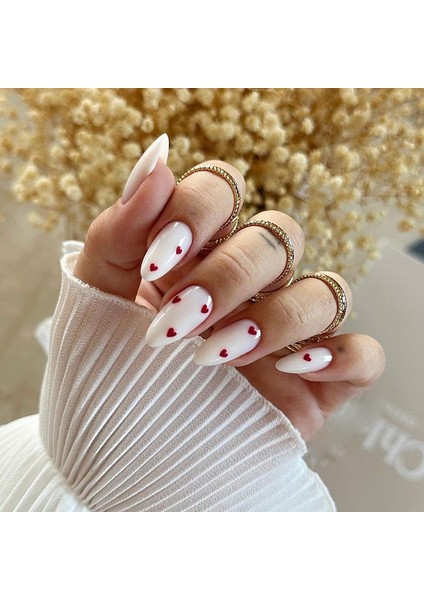 Beyaz Kırmızı KalplBadem 24’lü Takma Tırnak Seti ve Zararsız Bant Yapıştırıcı