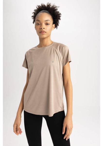 Fit Comfort Fit Bisiklet Yaka Sporcu Kısa Kollu Tişört Z6563AZ23SP indirimleri