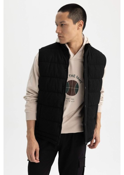 Regular Fit Dik Yaka Cepli Şişme Yelek W8305AZ23SP
