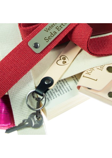 Hız Severlere, Isim Plaka ve A+ Kan Grubu Yazılı Özel Üretim X2 Anahtarlık, Sürpriz Hediye, Kahve-Sk