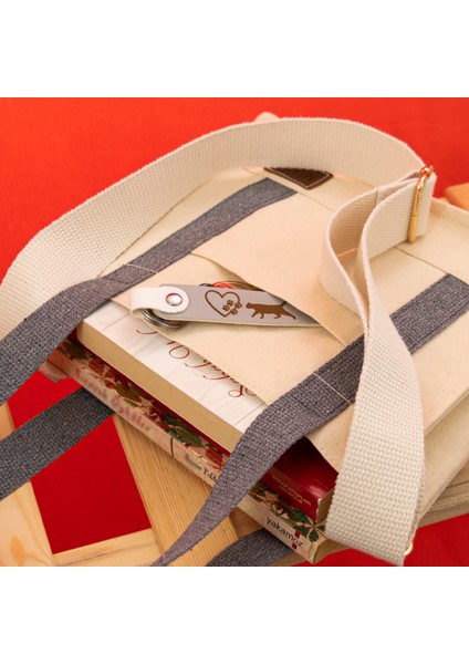 Kişiselleştirilebilir Üç Hilal Desenli Anahtarlık – 2’li Hediye Set, Kırmızı-Turkuaz modelleri