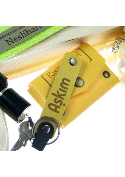 Motorcu Tarzı Plakalı & Isimli Deri X2' Li Anahtarlık, B Rh (+) Kan Grubu Ile, S Kahve-F Yeşil-Laci