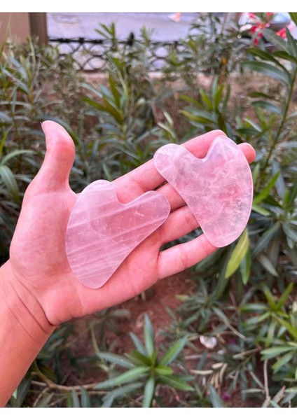 Pembe Kuvars Kalp Yüz Masaj Taşı, Güzellik ve Rahatlık Için Doğal Taş