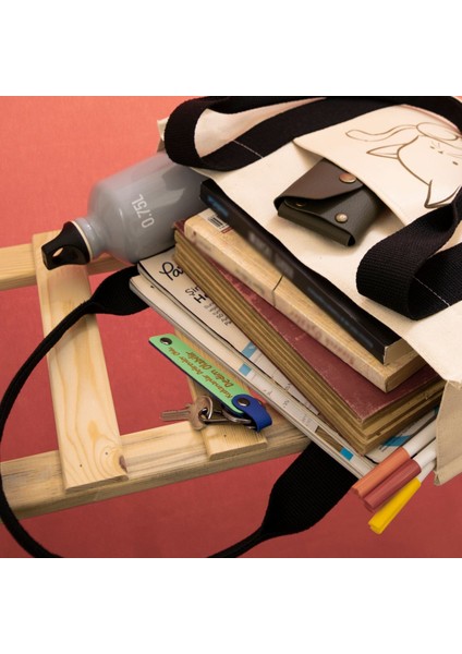 Motorsiklet Tarzına Özel Isim Plaka ve A Rh (+) Kan Grubu Yazılı X2 Anahtarlık, Nar Çiçeği-Bordo-Syh