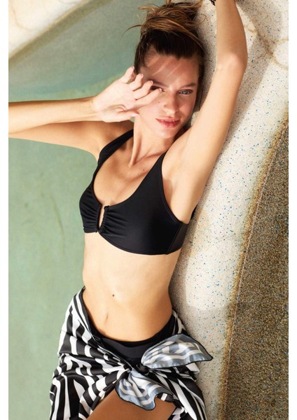 Regular Fit Bikini Üstü-Fall in Love B7203AX24SM