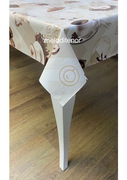 Kaymaz Elyaf Astarlı Kahve Desen Pvc Dikdörtgen Muşamba Masa Örtüsü
