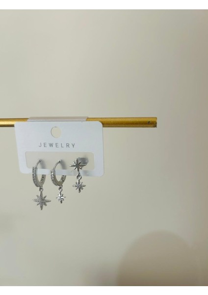Gümüş Renkli Zirkon Taşlı Kuzey Yıldızı Küpe fiyatları