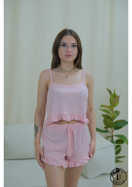 Pembe Şortlu Askılı Crop Kadın Pijama Takımı fırsatları
