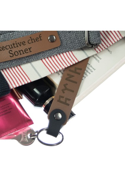 Yavruağzı-Beyaz, Motosiklet Severlere Özel, Isim Plaka ve 0 Rh (+) Yazılı Deri 2'li Anahtarlık Set