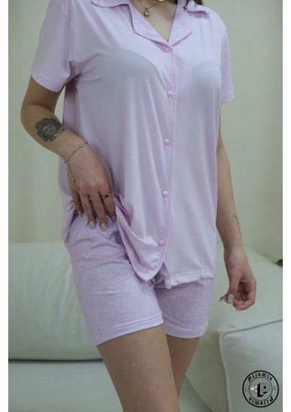 Pembe Çiçek Desenli Düğmeli Kısa Kol Kadın Pijama Takımı