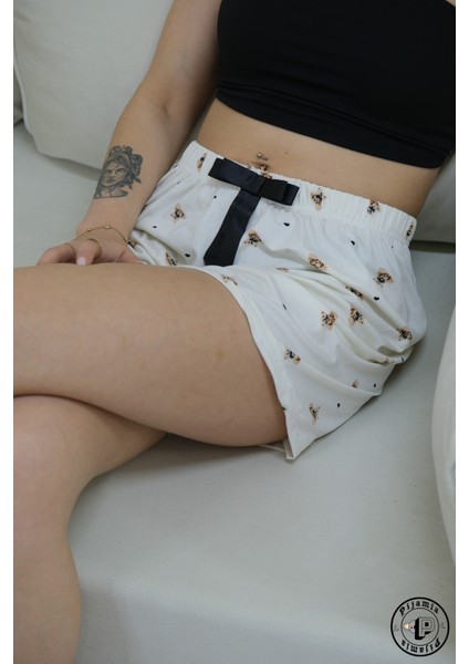 Beyaz Ayıcık Desenli Şort Kadın Pijama Altı
