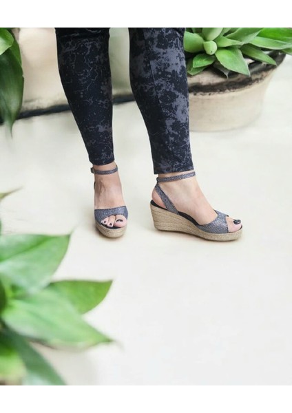 Günlük Şık ve Rahat Taban Hasır Keten Sandalet 8 Cm.topuk