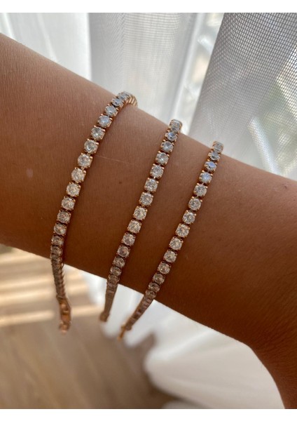 Zirkon Taşlı Su Yolu Gold Bileklik