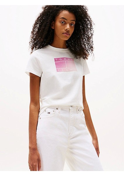 Tjw Reg Gradıent Flag Ss Kadın Beyaz T-Shirt DW0DW20905YBL modelleri